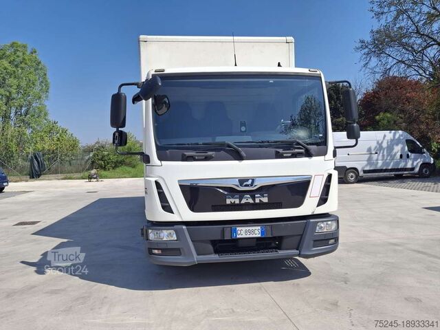 Van MAN