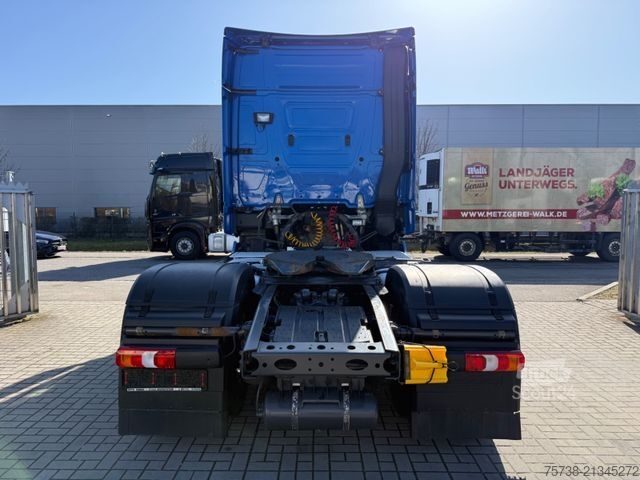 Tractora standard MERCEDES-BENZ Actros 2153 LS/Retarder/BigSpace/Navi