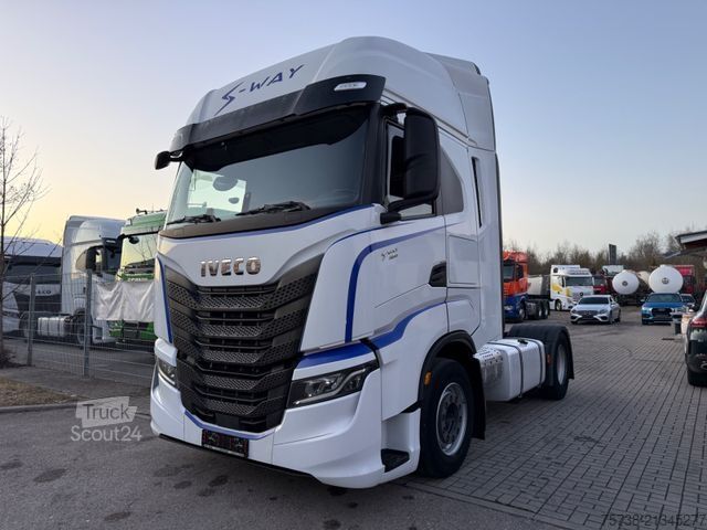 Standard SZM IVECO S-Way 480/Intarder/2xTank/Navi/Spoiler
