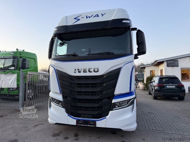 Standard SZM IVECO S-Way 480/Intarder/2xTank/Navi/Spoiler