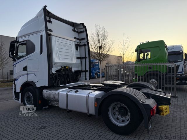 Standard SZM IVECO S-Way 480/Intarder/2xTank/Navi/Spoiler