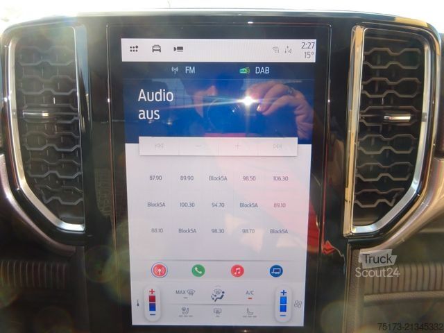 Kombi s prekucnikom FORD Ranger XLT ExtraKab AWD 3-S.-Kipper Winterdienst