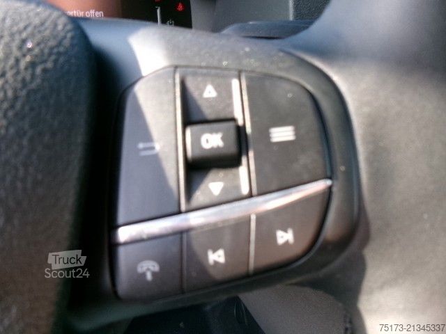 Prilagojeno dostavno vozilo FORD e-Transit 425 L3H2 Trend KMP Bi-Xenon Rampe