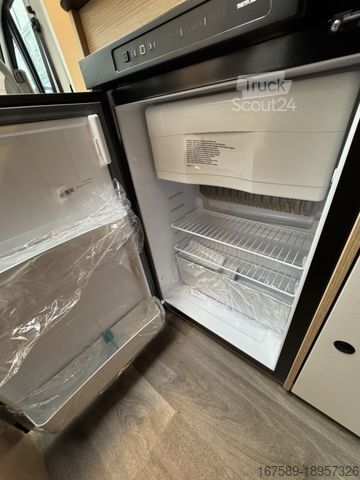 Polintegriran avtodom SUNLIGHT V 66 Adventure, Autom,SafetyACC,6E,AKTION