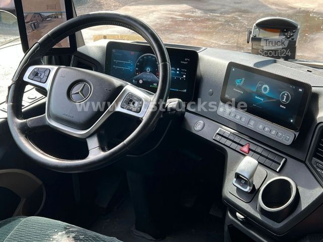 Фургон (вантажний автомобіль) MERCEDES-BENZ Actros 2553 MP5 6x2 Lenk-/Lift Koffer mit LBW