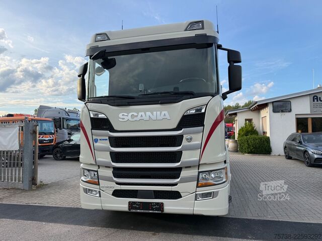 Tovornjak s ploščadjo SCANIA R500 6x2*4 Baustoff Fassi 215/Retarder/Vollluft