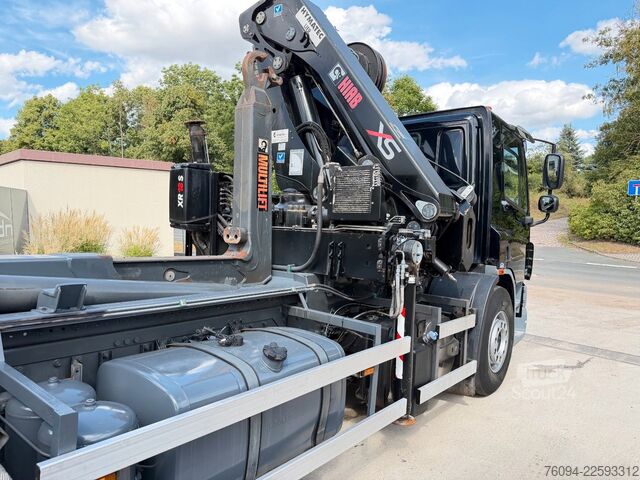 Autocamion cu cârlig pentru containere DAF CF 6x2 lift/lenk Abrollkipper KRAN 22m FUNK