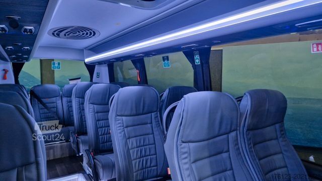 Minibusz IVECO Daily 70 Vorlauffahrzeug Ferqui Sunrise 2,5 m B