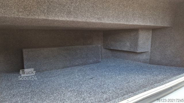 Minibusz IVECO Daily 70 Vorlauffahrzeug Ferqui Sunrise 2,5 m B