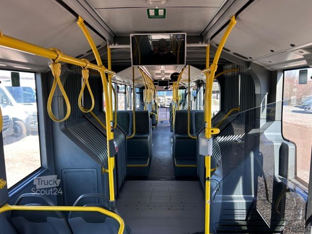 Mestni avtobus MERCEDES-BENZ Conecto G 43+100 21x vorhanden