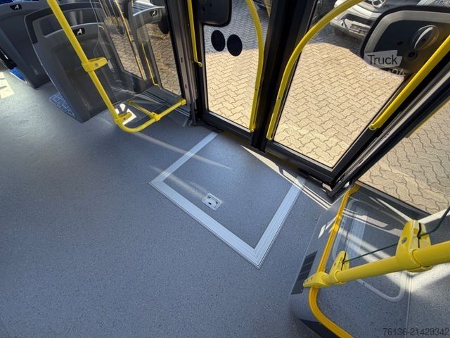 Mestni avtobus MAN Lions City 32+69 3x Doppeltür  Rollstuhl 12m