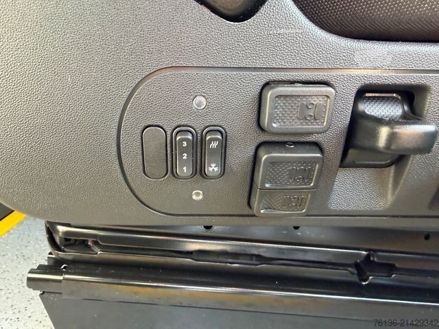 Mestni avtobus MAN Lions City 32+69 3x Doppeltür  Rollstuhl 12m