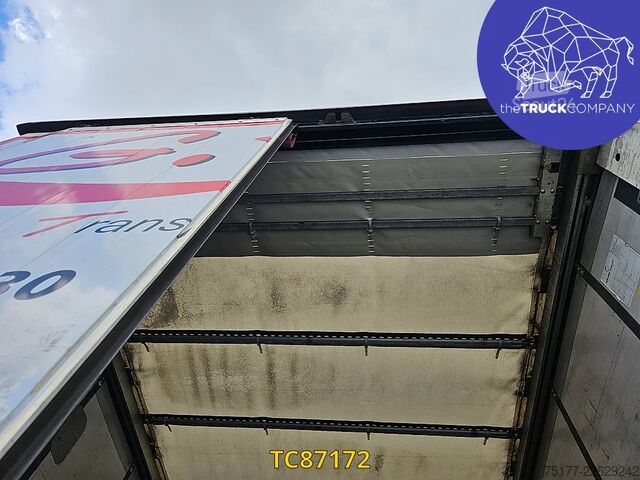 Csúszó ponyvák Schmitz Cargobull 