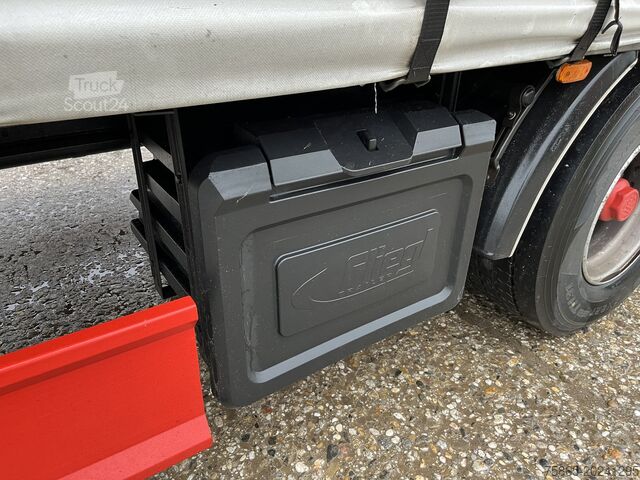 Bīdāmie tentiņi Fliegl SDS / Mega - Jumbo - Volume / Curtainside / 2 a...