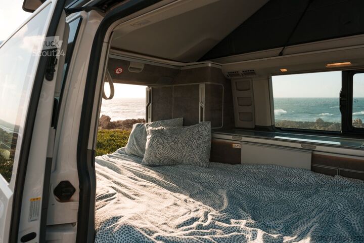 Fourgonnette Volkswagen California Camper | 2 Betten 4 Schlafplätze | Küchenzeile + Dachbett