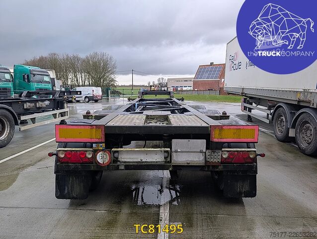 Konteineru pārvadājumi Turbos Hoet Tank chassis Gooseneck
