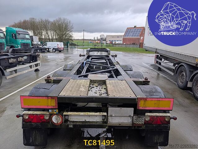 Konteineru pārvadājumi Turbos Hoet Tank chassis Gooseneck