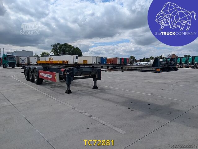 Transport av containrar Vanhool 40/45'