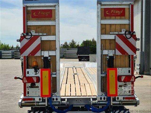 Pojazd niskopodwoziowy Fliegl DTS 300