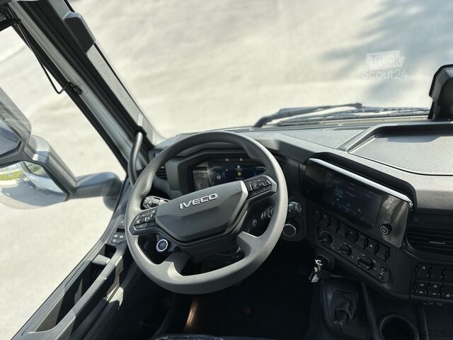 Tracteur routier standard Iveco T-WAY 540