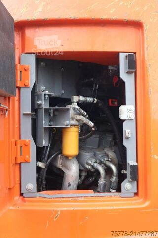 Raupenbagger Hitachi ZX225 USRLC-6 | ROTOTILT | BUCKET | GOOD CONDITION