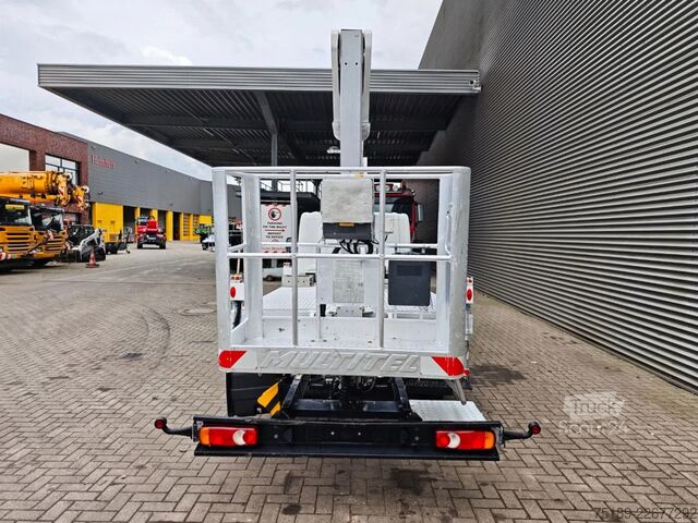 Hefplatform Nissan Cabstar 35.12 NT400 Multitel MJ201