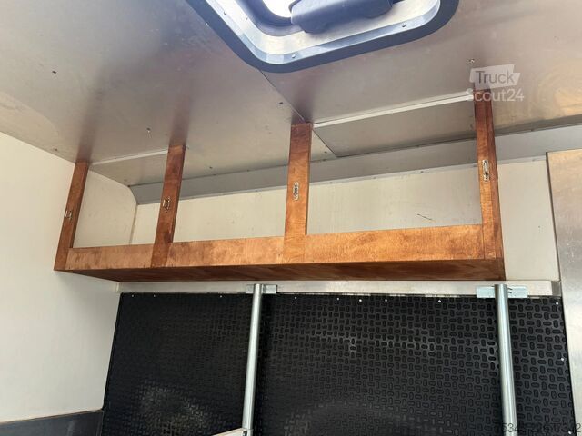 Paarden transport MAN | Horse Truck | Year: 2011 | KM: 312.257 | 5 Ho...
