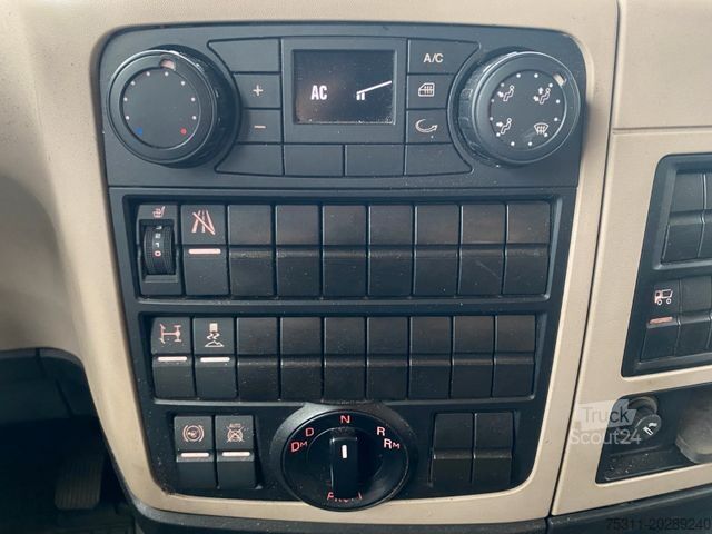 LKW mit Kofferaufbau MAN TGL 12.220 BL | LBW 1,50to.*Navi*AC*1.Hand!*TOP