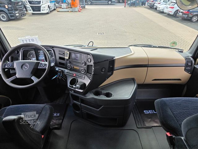 Standartinis vilkikas MERCEDES-BENZ Actros 1843