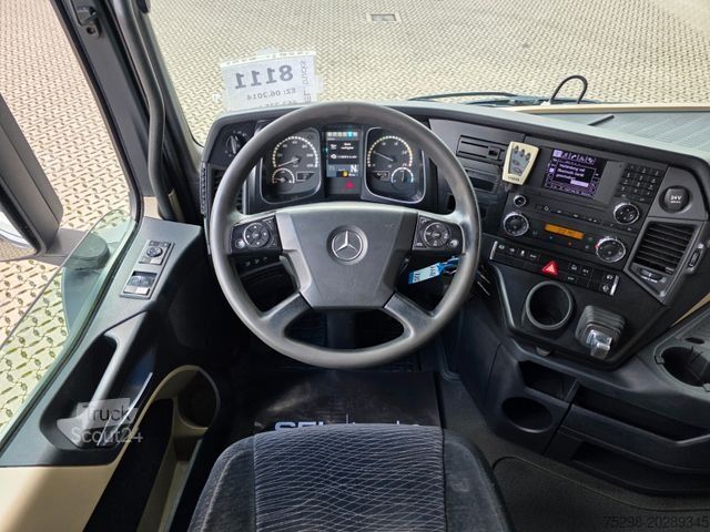 Standartinis vilkikas MERCEDES-BENZ Actros 1843