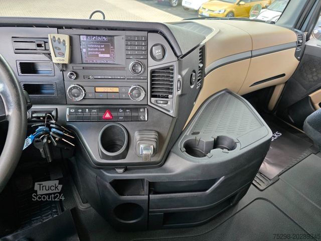 Standartinis vilkikas MERCEDES-BENZ Actros 1843