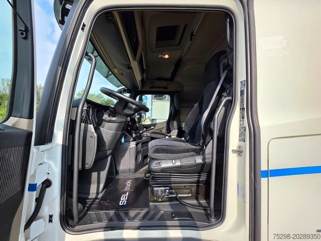 Standard dragbil MERCEDES-BENZ Actros 1843