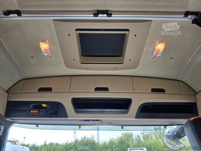 وحدة جرار قياسية MERCEDES-BENZ Actros 1843