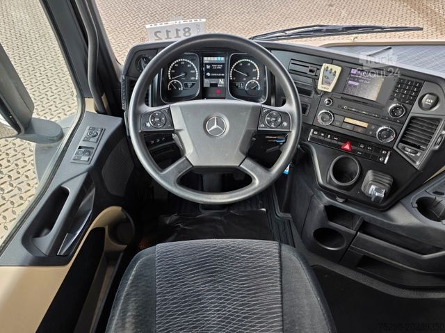 وحدة جرار قياسية MERCEDES-BENZ Actros 1843