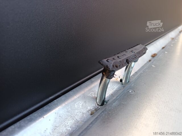 Kipper driezijdig Saris K3 406 204 HD elektro Blattfeder 3500kg