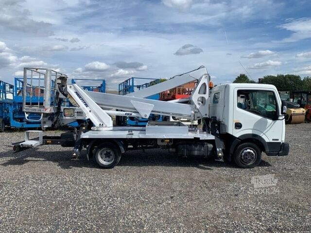 Vrachtwagen met bakwagen Nissan Cabstar Multitel HX195 - 19,5m