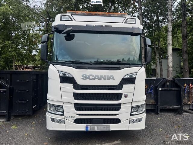 Haakarmsysteem Scania G410 6x2 Hooklift Truck with Machine Flatbed – CNG
