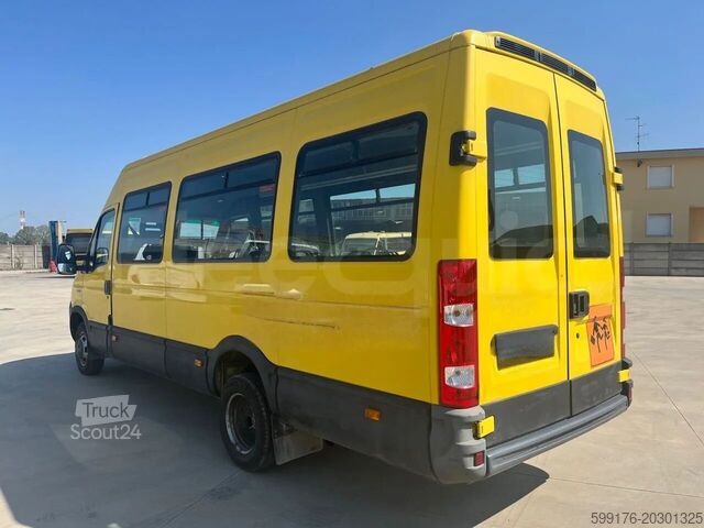 Transport de personnes IVECO A50