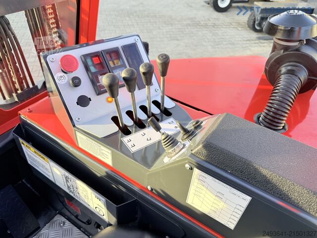 4-way forklift Combilift C3000CB GAS TRIPLEX 4900 FREE-LIFT