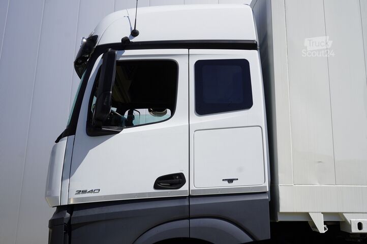 Posoda Mercedes-Benz Actros 2540 6×2 / 90 tho. km! / 5-seater