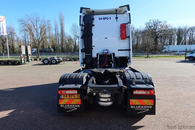 Standard-SZM Volvo FH 420 Holland Truck