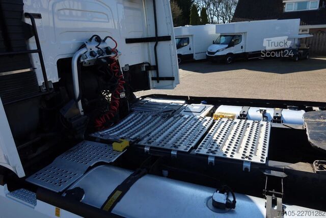 Standard-SZM Volvo FH 420 Holland Truck