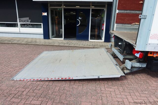Mala MAN TGL 12.250 Bakwagen + Laadklep DHollandia 2000 kg