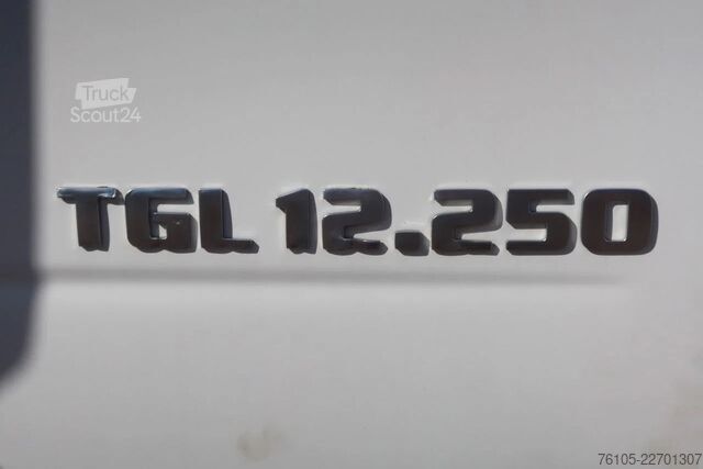 Koffer MAN TGL 12.250 Bakwagen + Laadklep DHollandia 2000 kg