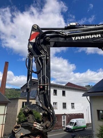 Escavadora de rodas Yanmar B 110 W