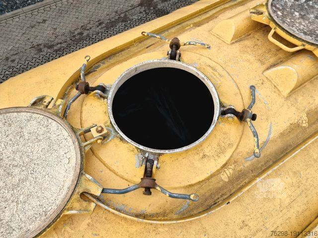 Cysterna MAN TGS 26.440 6X2-4 LL / SILO / ZF Int. / Spitzer /