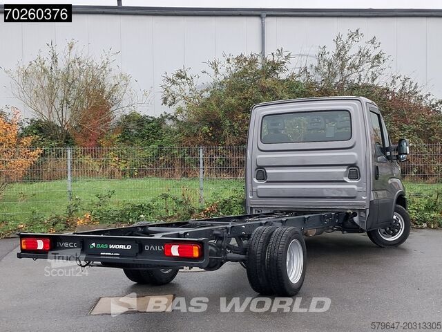 Châssis avec cabine Iveco Daily 35C21 Neu! 3.0L 2025-Modell Automatik 210...