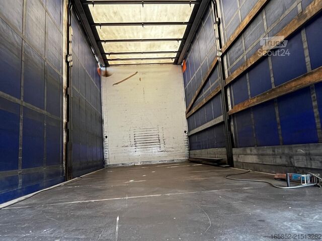 Schiebeplane MAN TGL 8.220 Jumbo Gardine