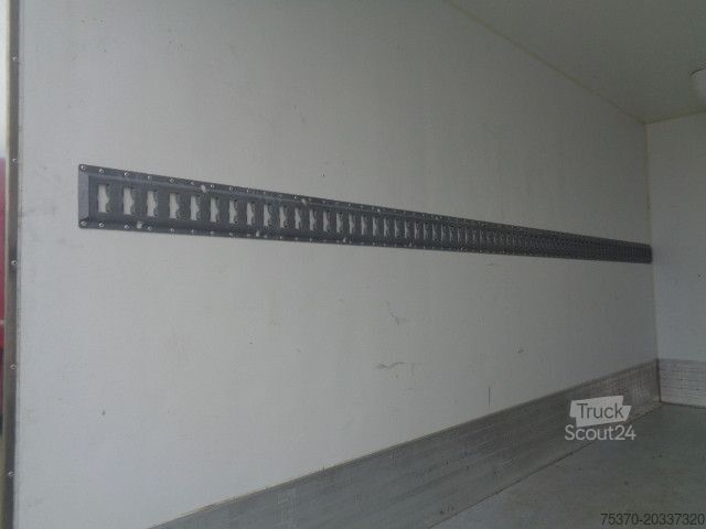 Fourgon isotherme frigorifique IVECO DAILY 35C16