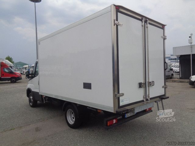 Fourgon isotherme frigorifique IVECO DAILY 35C16